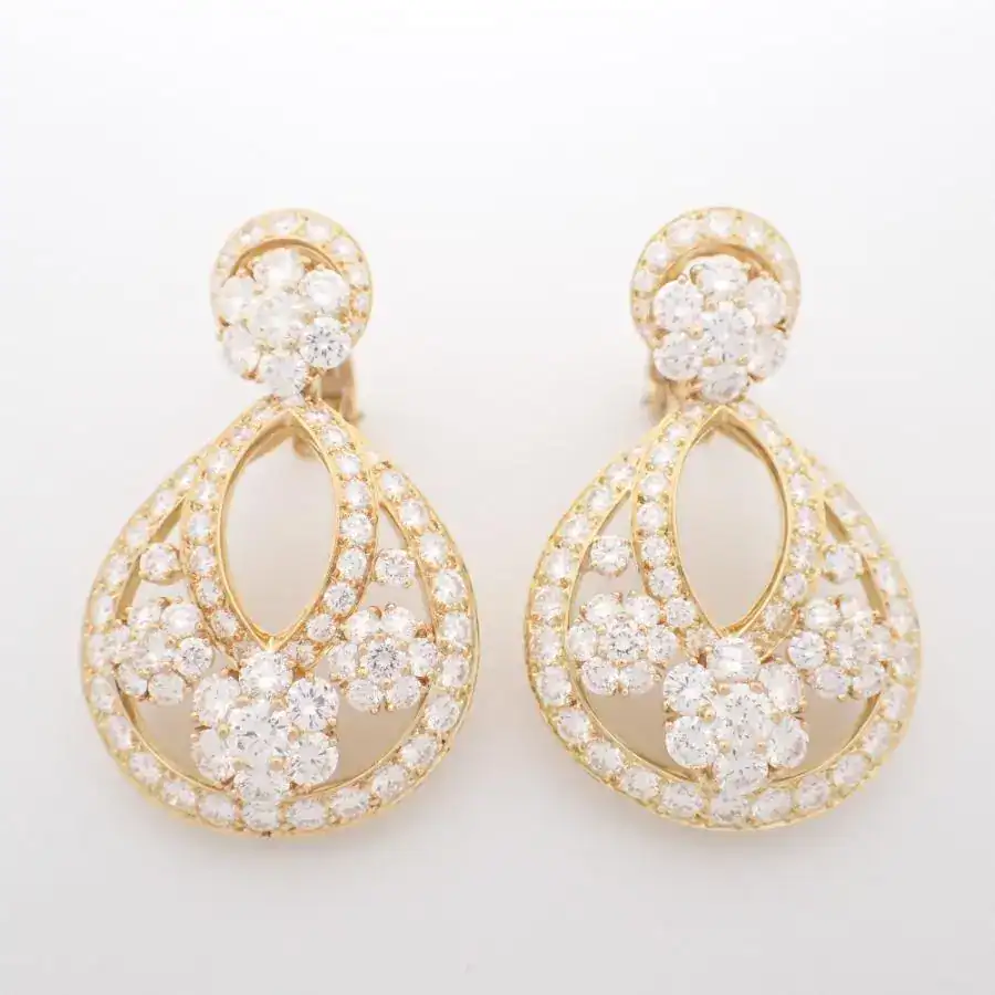 18k Gold Van Cleef Arpels Snowflake Earrings Small Model